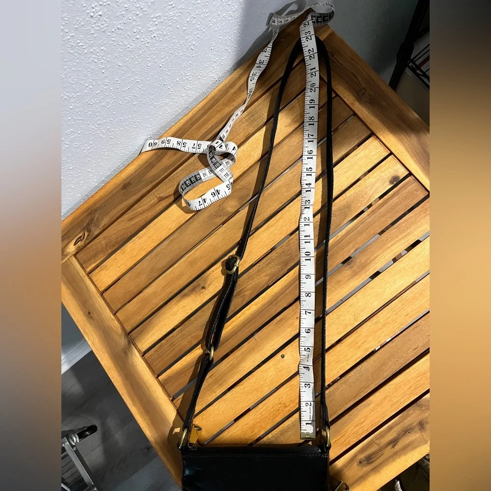 🖤FOSSIL leather crossbody bag black with brass hardware 🖤 - Picture 14 of 16